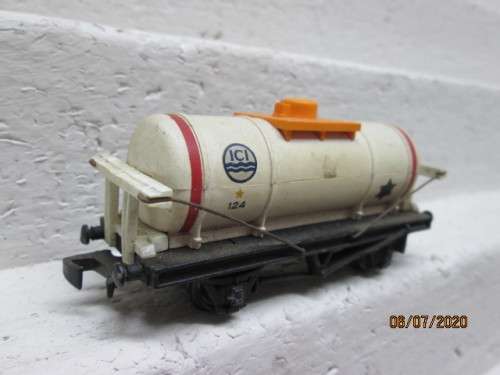 OO SCALE : HORNBY DUBLO ICI TANKER - LOT 237BB