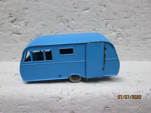 DIE CAST : MATCHBOX LESNEY BLUEBIRD DAUPHINE CARAVAN No 23 - LOT 282BB