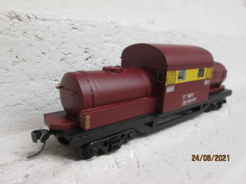 HO SCALE : SAR STEAM HEATER VAN - BOXED