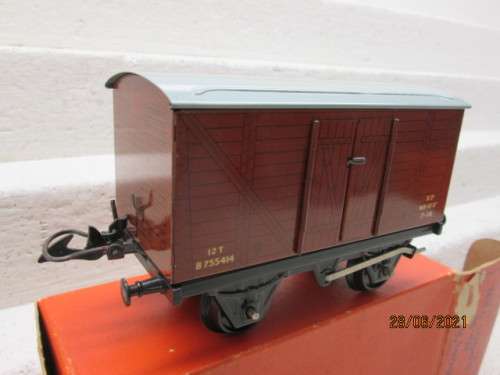 O GUAGE : HORNBY : GOODS VAN - BOXED