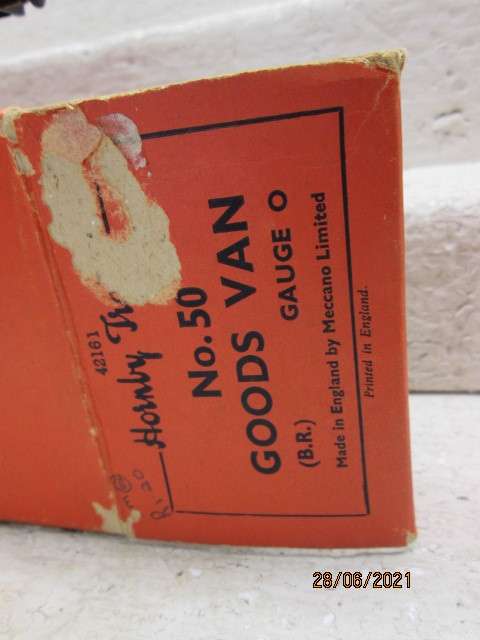 O GUAGE : HORNBY : GOODS VAN - BOXED