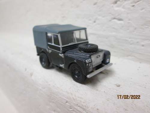 OO SCALE : OXFORD MODELS : SWB LANDROVER - DARK BLUE