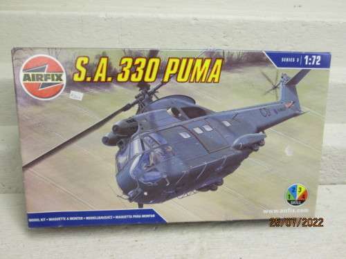 1:72 SCALE : AIRFIX : S.A 330 PUMA  AIRCRAFT -  KIT- BOXED