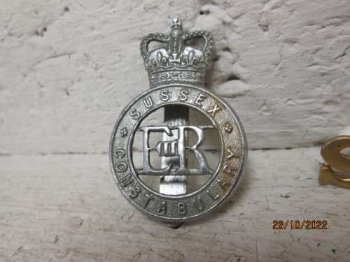 OLD LAW ENFORCEMENT BADGES - X2