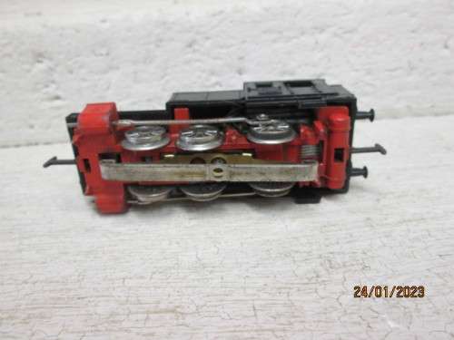 HO SCALE : MARKLIN : 0-6-0 STEAM LOCOMOTIVE