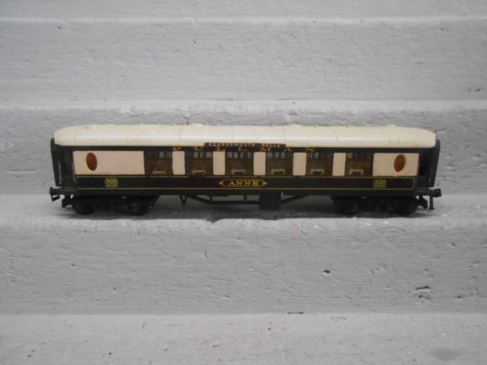 OO SCALE - TRIANG - PULLMAN COACH - BOURNEMOUTH BELLE
