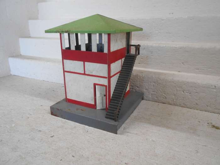 O SCALE - AMERICAN FLYER - SIGNAL CABIN