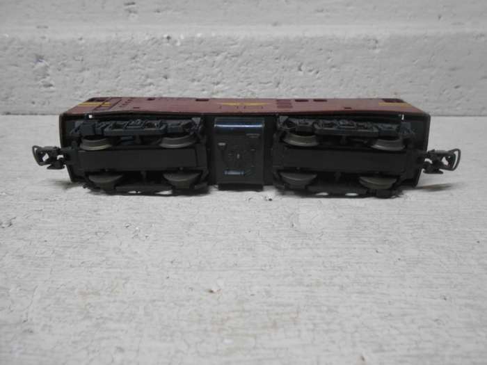 HO SCALE - LIMA - SAR - 5E BROWN - DUMMY LOCOMOTIVE