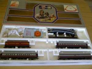 LIMA SOUTH AFRICAN RAILWAYS MODEL TRAIN SET (TRANSKAROO SET 2)