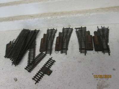 HO SCALE : FLEISHMANN POINTS AND TRACK -  LOT 256H