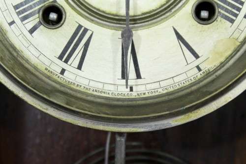 Antique Ansonia Mantel clock - "Gingerbread clock" - Working with key - A stunning example! Bid now!