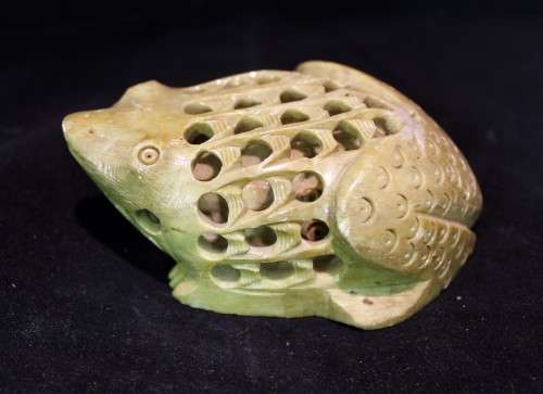 Carved stone frog - Stunning!! - Low Price - Bid Now!!!