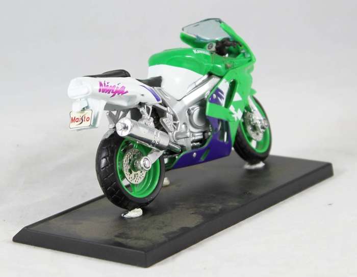 Maisto - Kawasaki Ninja ZX-9R - Bid now!!