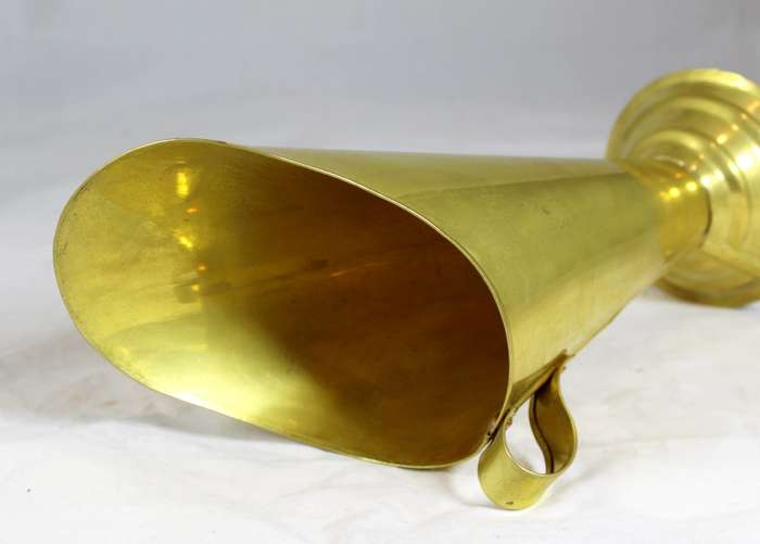 Brass vessel