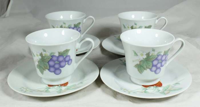 Chinese duo's - 4 sets - Strawberry & grapes