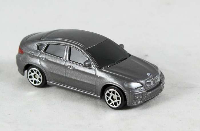 UNI - RMZ city - BMW - X6