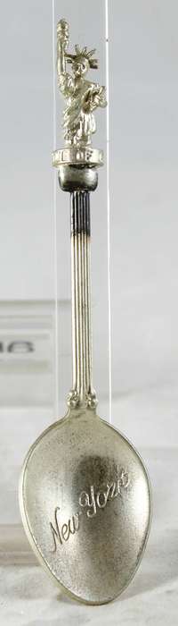 Souvenir teaspoon - New York - Statue of Liberty