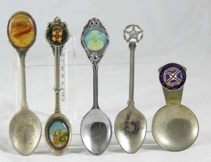 Souvenir spoons - UK - set of 5
