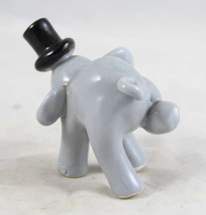 Hester USA - funny elephant