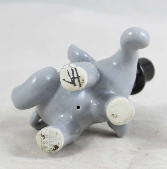 Hester USA - funny elephant