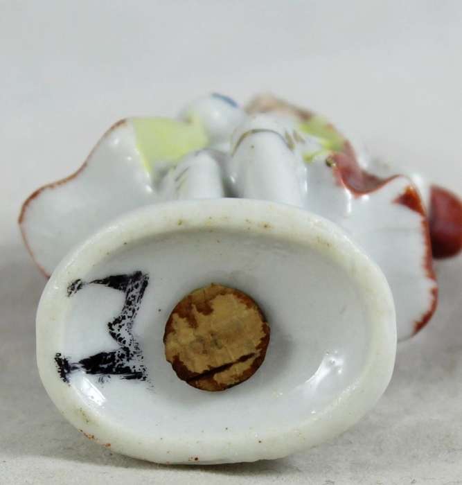Salt shaker - Victorian man