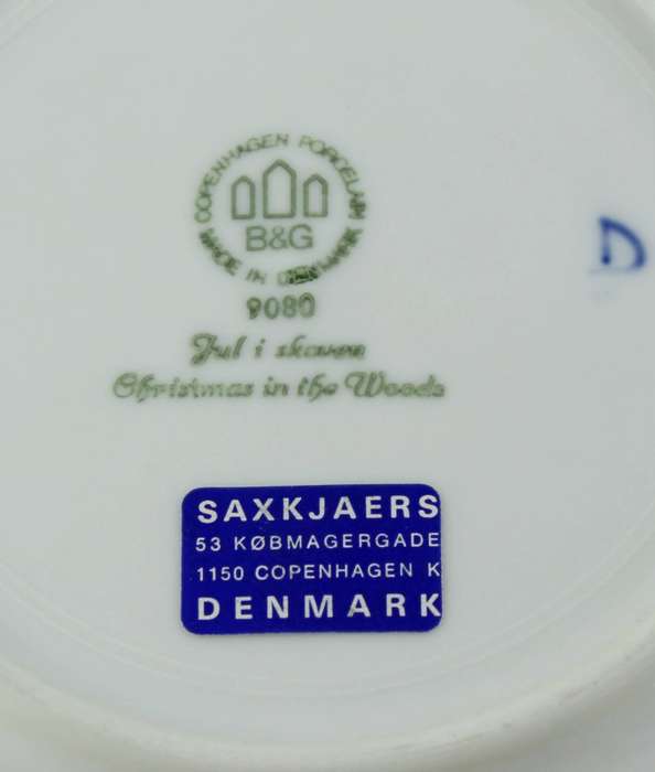 Copenhagen - Porcelain Wall Plate - Christmas In The Woods 1980