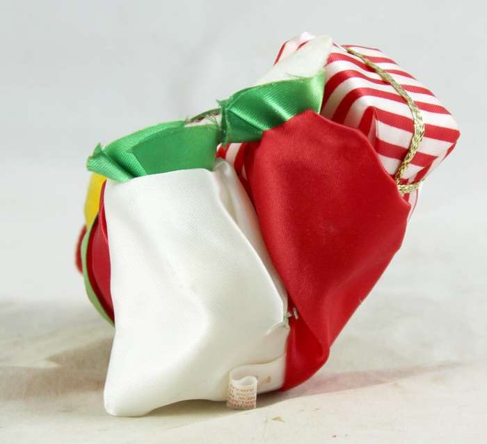 Dressed clown on rope - red with present