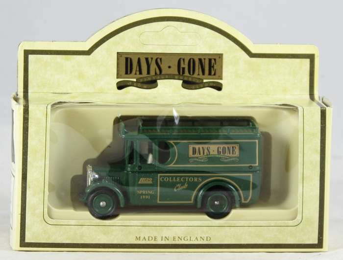 Lledo - Days Gone - 1934 Dennis Delivery Van - Spring 1991 - Bid now!!