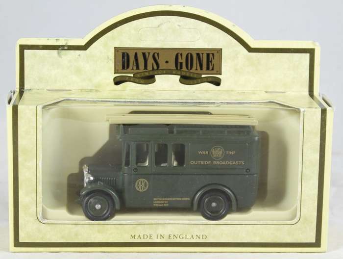 Lledo - Days Gone - 1932 Dennis Limousine - BBC outside broadcasts