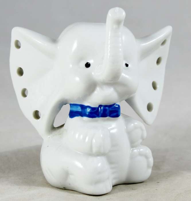 Elephant jewelry holder