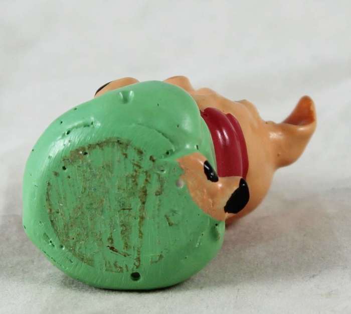 Little pig in red & green