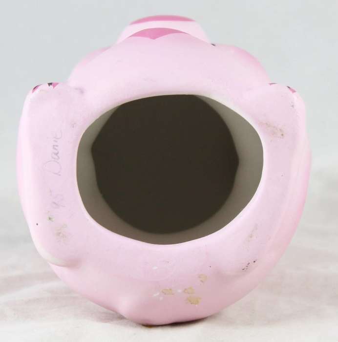 Pink pig with heart