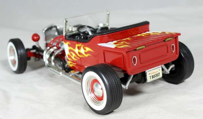 ERTL - Racing champions - 1923 Ford T-Bucket