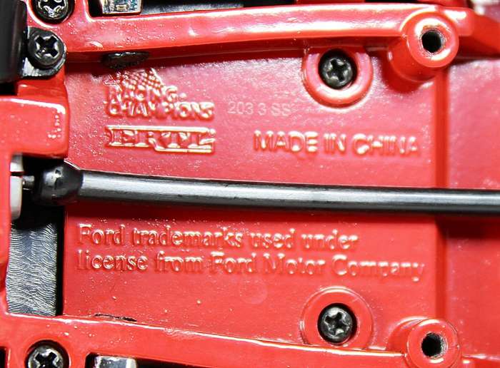 ERTL - Racing champions - 1923 Ford T-Bucket