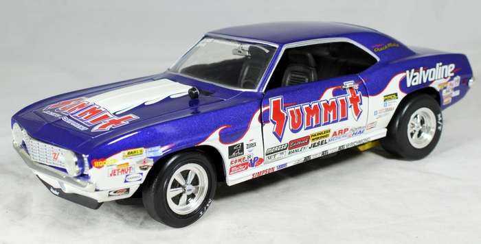 ERTL - 1969 Chevrolet Camaro - Summit Racing - LIMITED EDITION - 249/5000 - 1:18 Scale Model