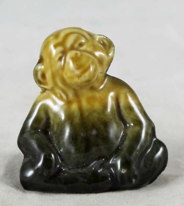 Wade figurine - seated monkey