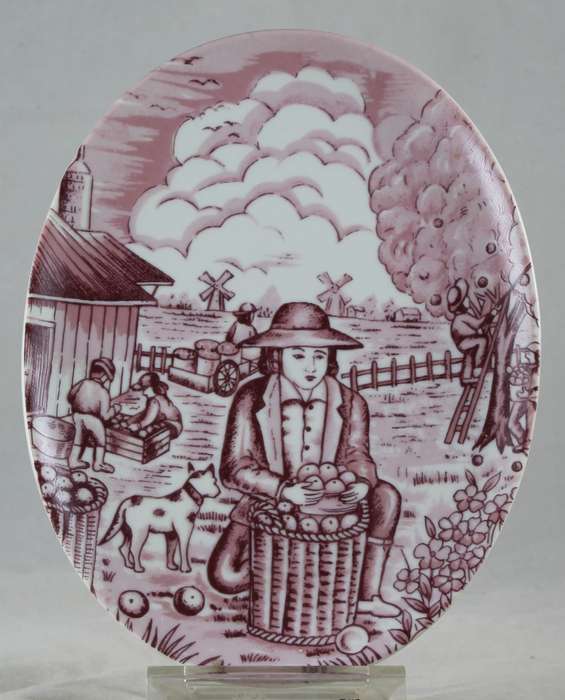 Delft Hand Painted Wall Plate - BID NOW!!!
