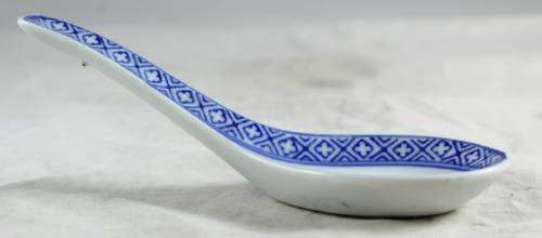 Chinese B and W spoon