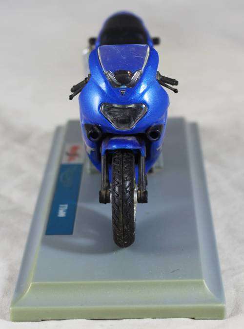 Maisto - bike - Triumph TT600
