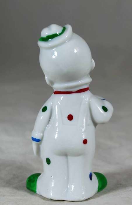 Small clown with a large tie