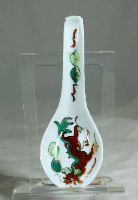 Red dragon Chinese spoon