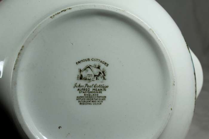 Alfred Meakin - John Peel cottage - tureen