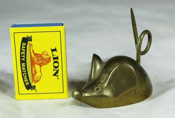 Bronze mouse