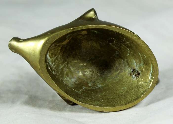 Bronze mouse