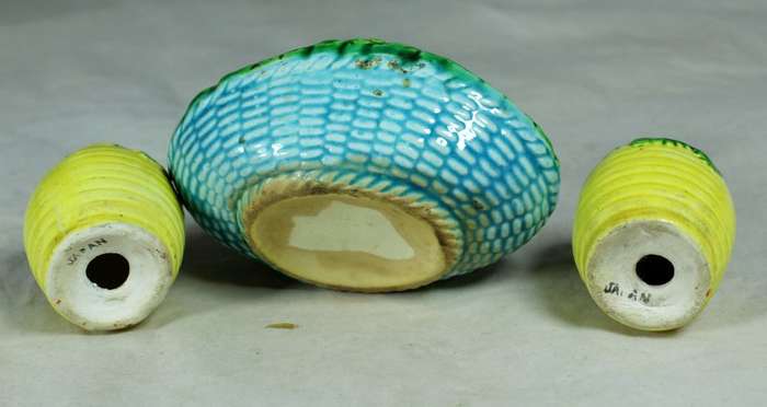 Salt & pepper set  - strawberry`s