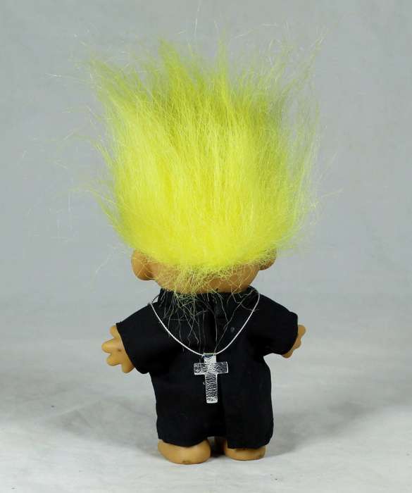 Russ Troll - priest