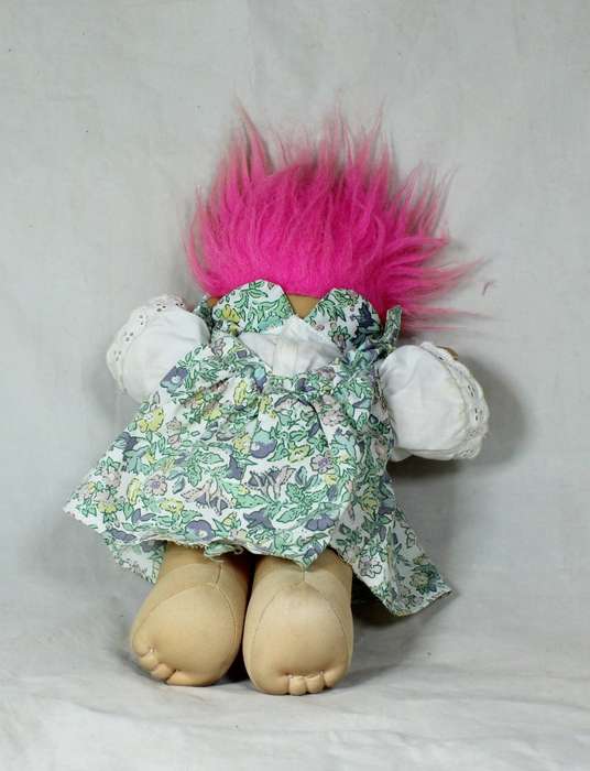 Troll doll - in a summer dress