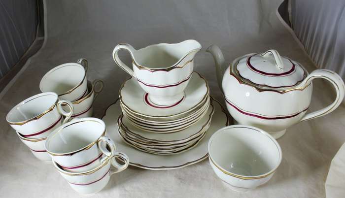 Grindley cream petal tea set