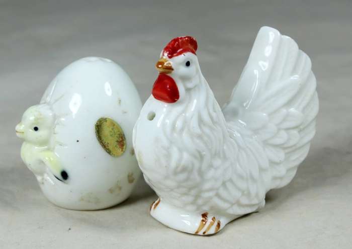 Chicken and egg salt & pepper set