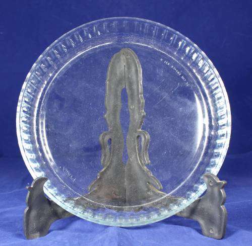 Medium round Pyrex pie dish